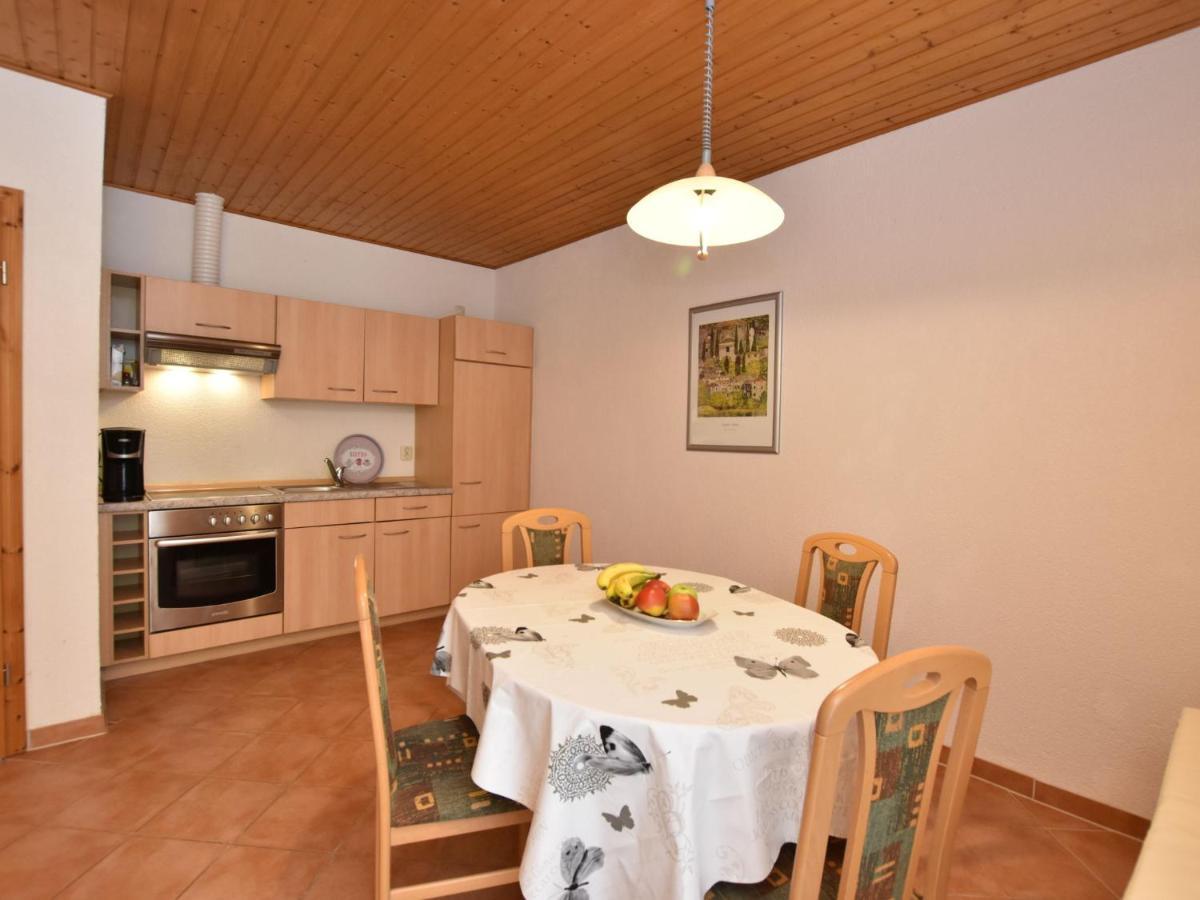Farm Holiday Home In Damshagen With Garden คลุทซ์ ภายนอก รูปภาพ