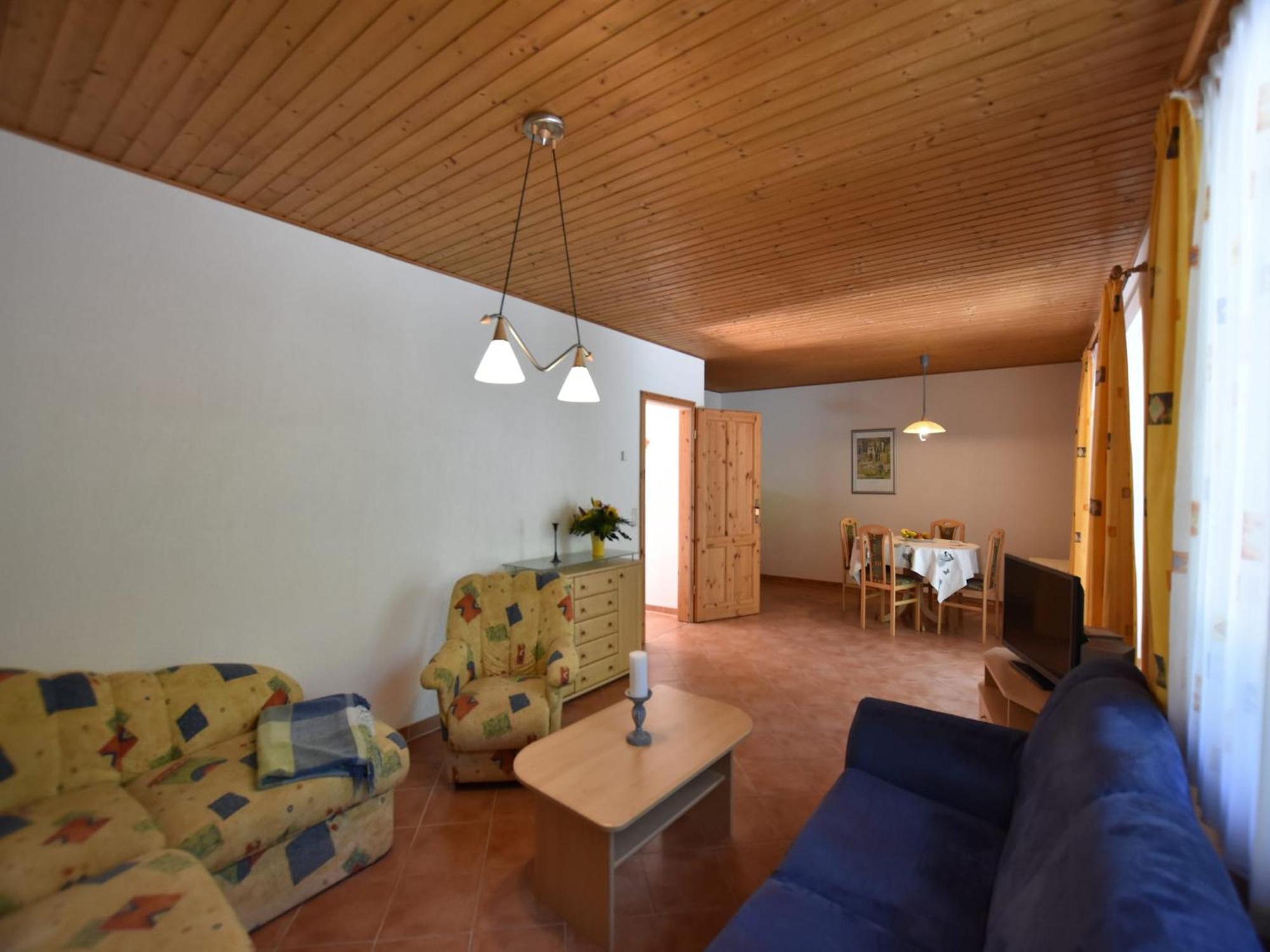 Farm Holiday Home In Damshagen With Garden คลุทซ์ ภายนอก รูปภาพ